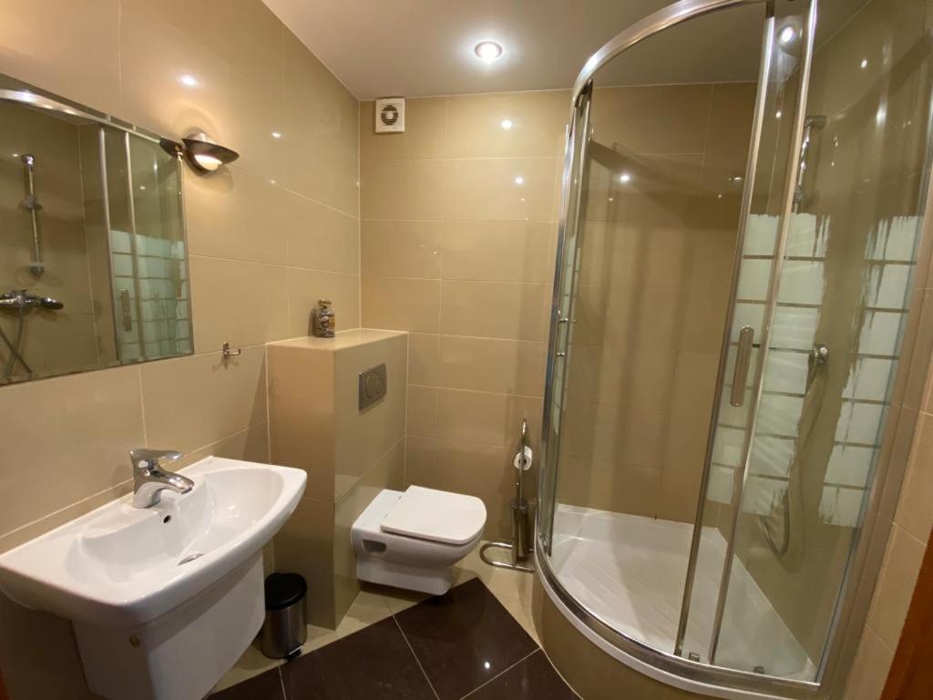 Apartamenty Zeromskiego Przy Promenadzie I Morzu Swinoujscie Luaran gambar